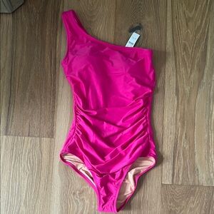 NWT J Crew Women’s Long Torso One Shoulder Pink Swimsuit